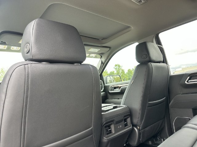 Thumbnail: 2026 Chevrolet Silverado 1500 - 12