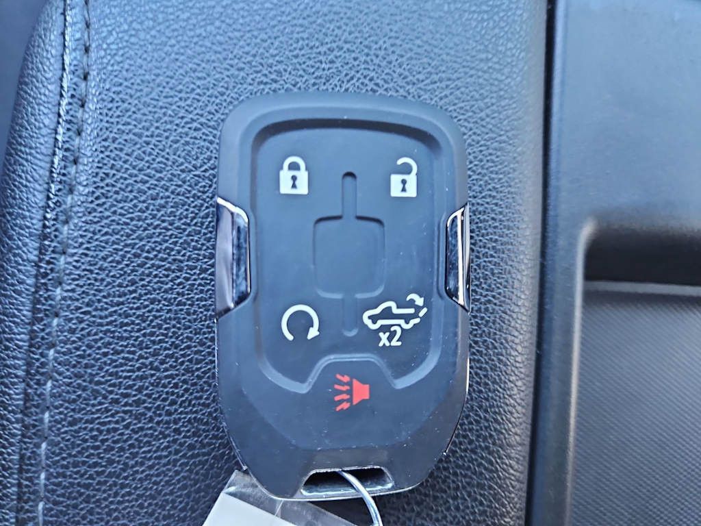 Thumbnail: 2019 Chevrolet Silverado 1500 - 16