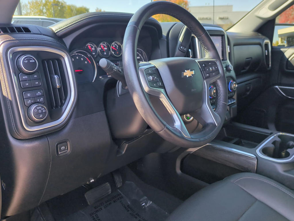 Thumbnail: 2022 Chevrolet Silverado 1500 - 2