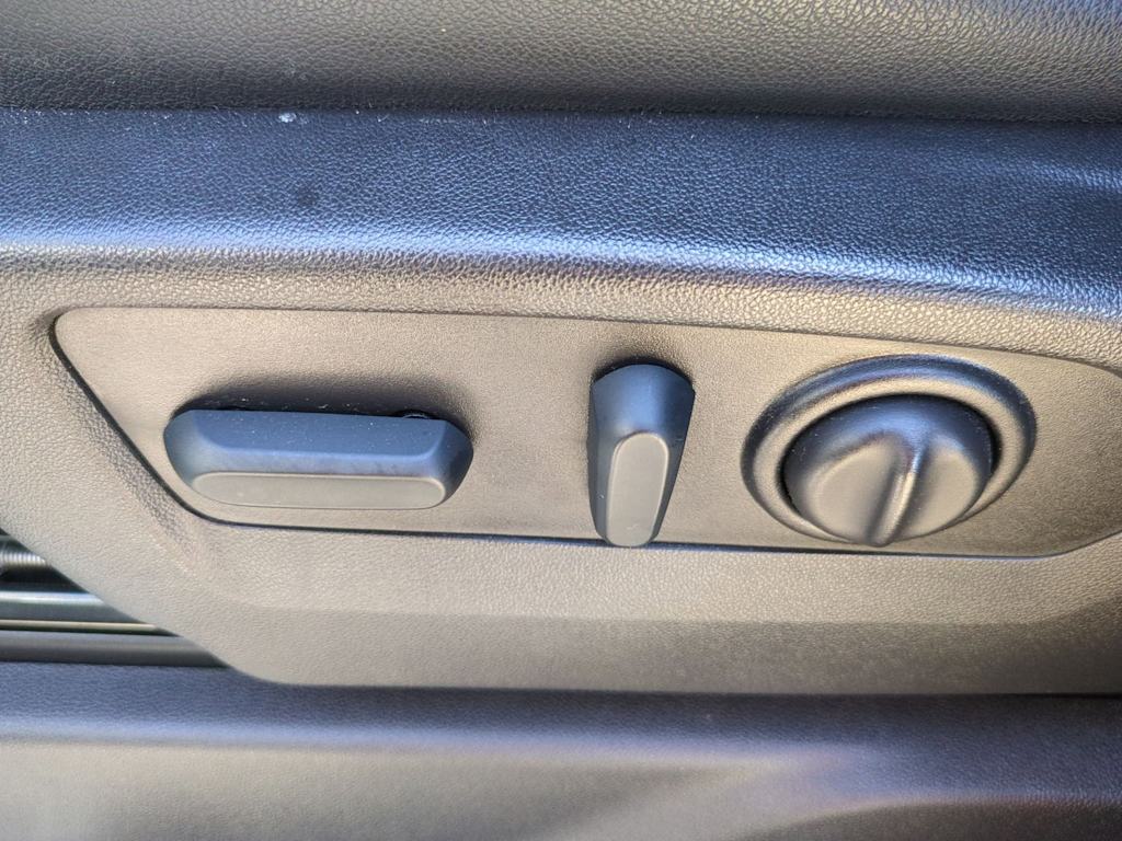 Thumbnail: 2022 Chevrolet Silverado 1500 - 25