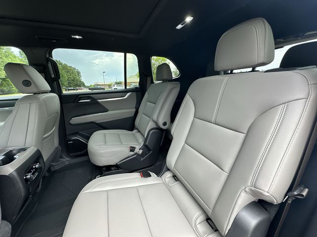 Thumbnail: 2026 GMC Acadia - 13