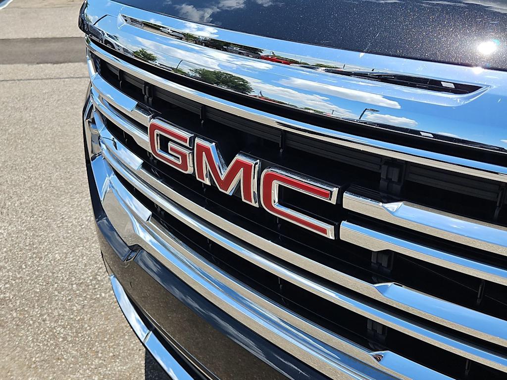 Thumbnail: 2023 GMC Acadia - 6