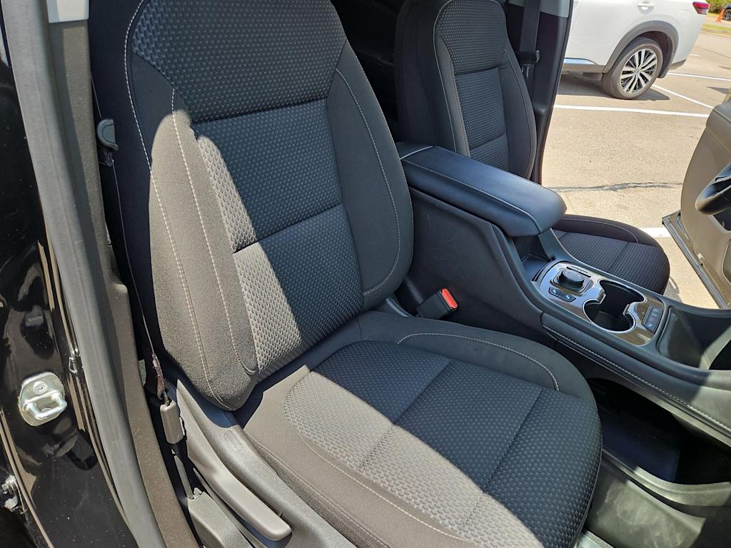Thumbnail: 2023 GMC Acadia - 11