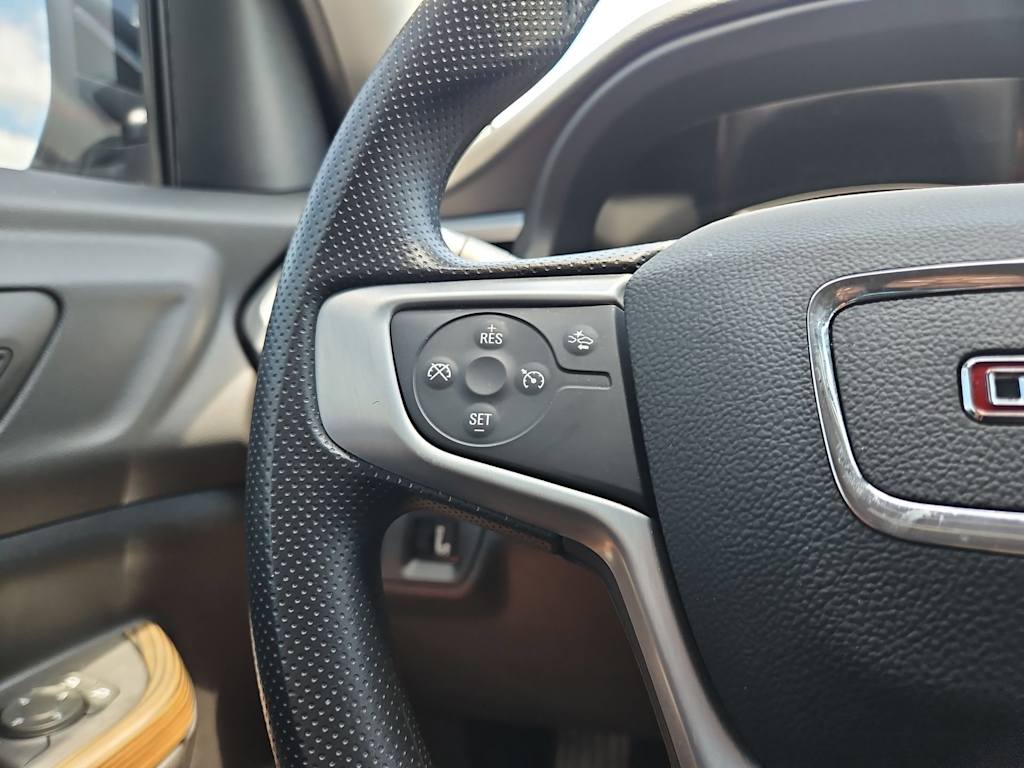Thumbnail: 2023 GMC Acadia - 28