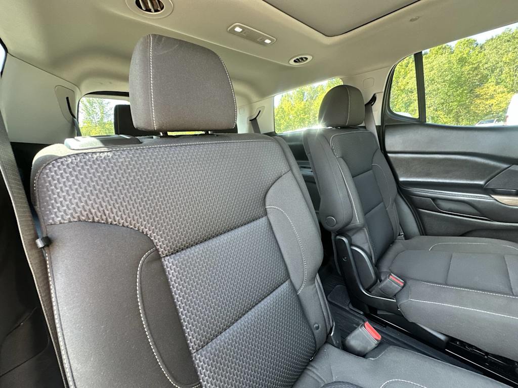 Thumbnail: 2023 GMC Acadia - 29