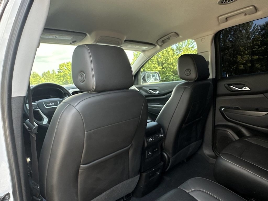 Thumbnail: 2023 GMC Acadia - 13