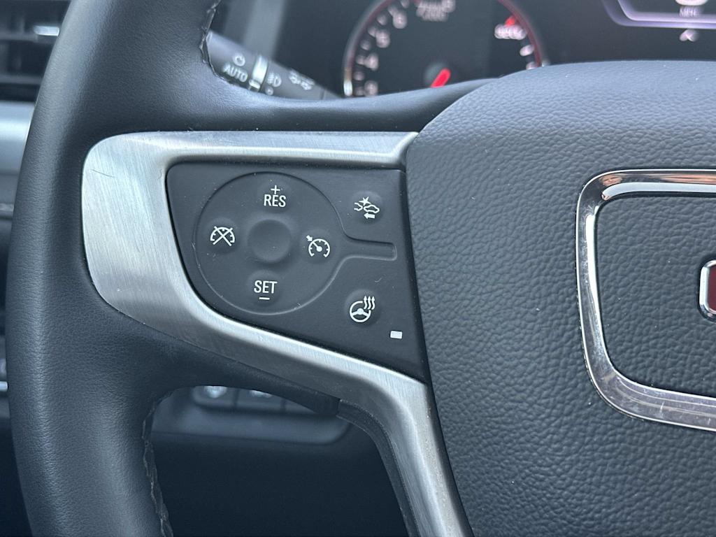Thumbnail: 2023 GMC Acadia - 32