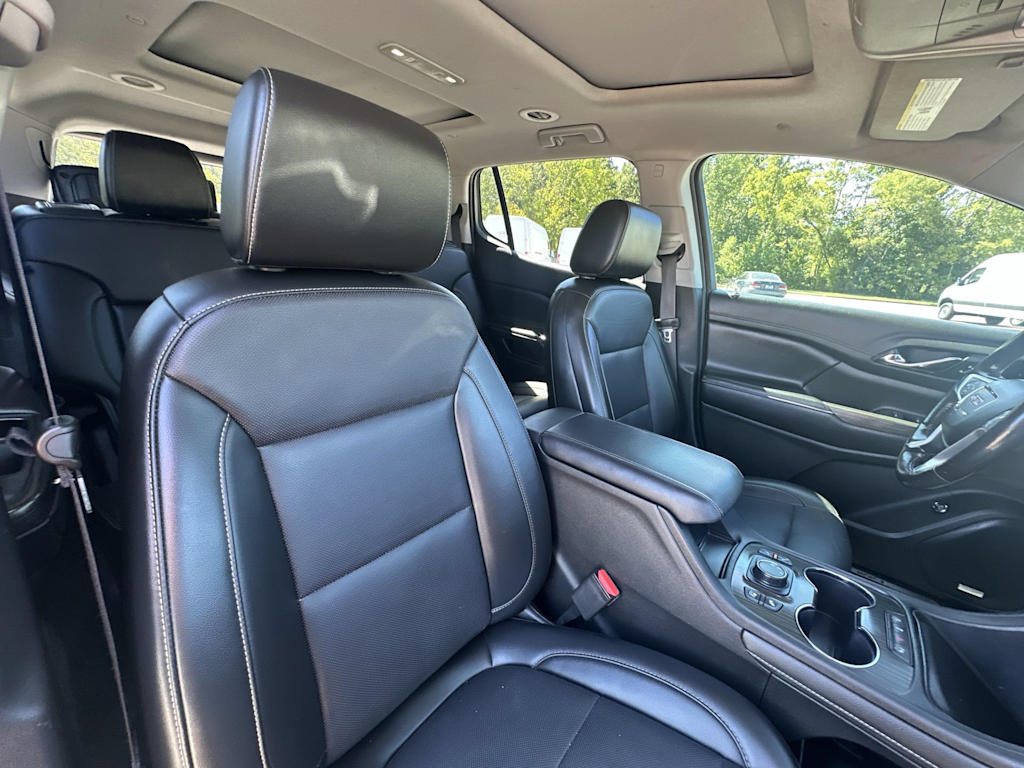 Thumbnail: 2021 GMC Acadia - 32
