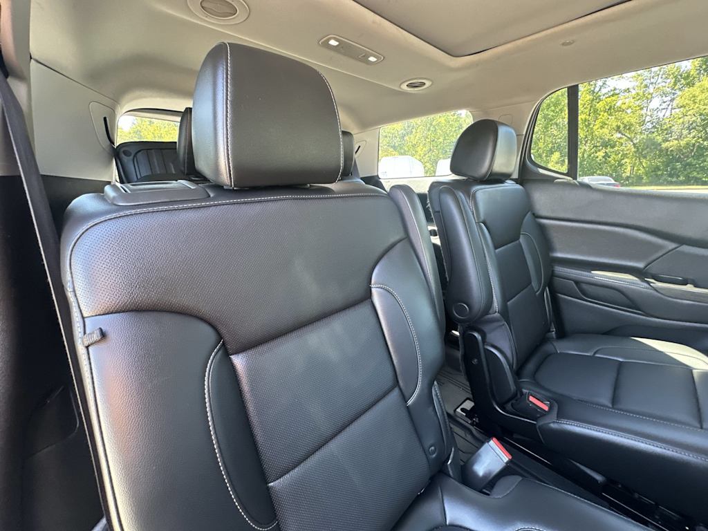 Thumbnail: 2021 GMC Acadia - 30