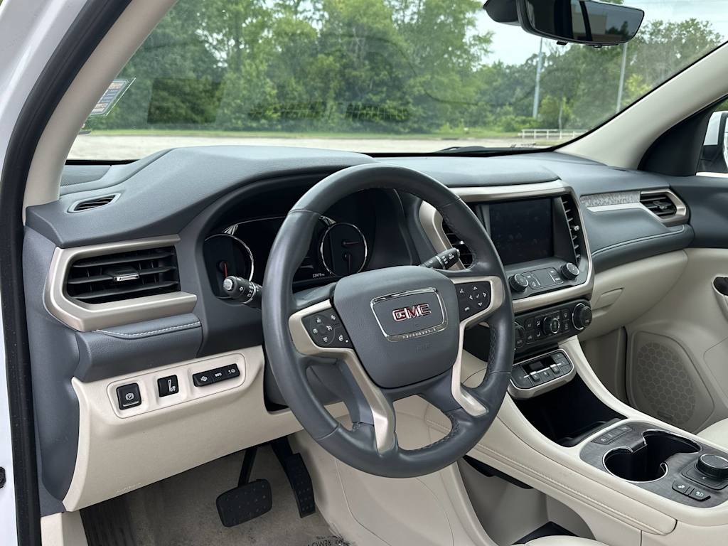 Thumbnail: 2023 GMC Acadia - 2