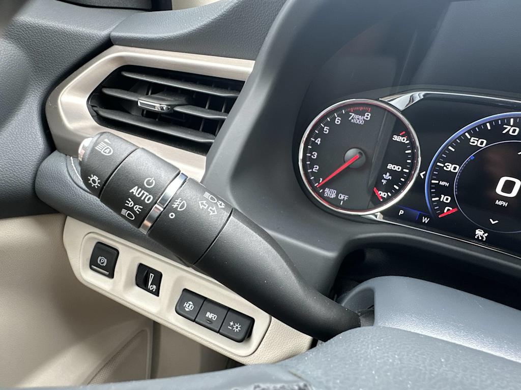 Thumbnail: 2023 GMC Acadia - 15