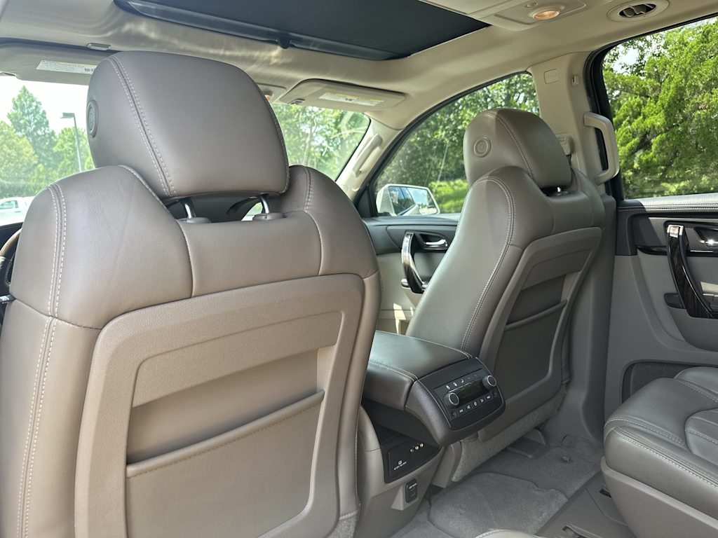 Thumbnail: 2014 GMC Acadia - 13