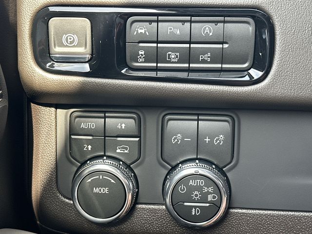 Thumbnail: 2026 GMC Yukon - 26