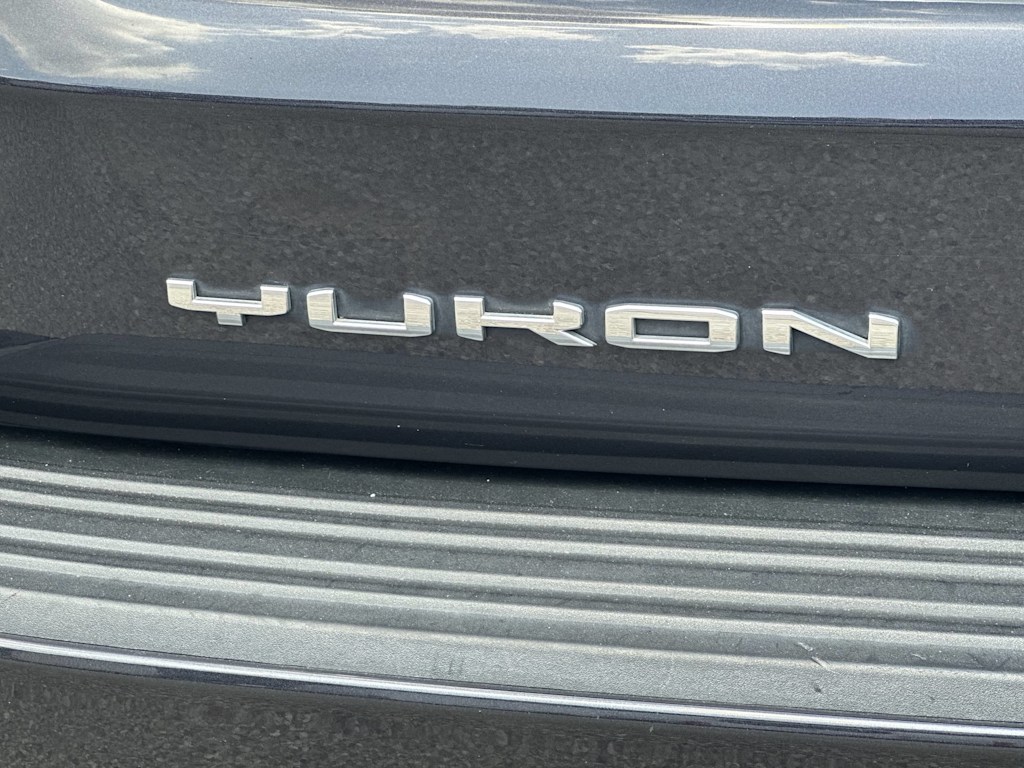 Thumbnail: 2023 GMC Yukon - 25