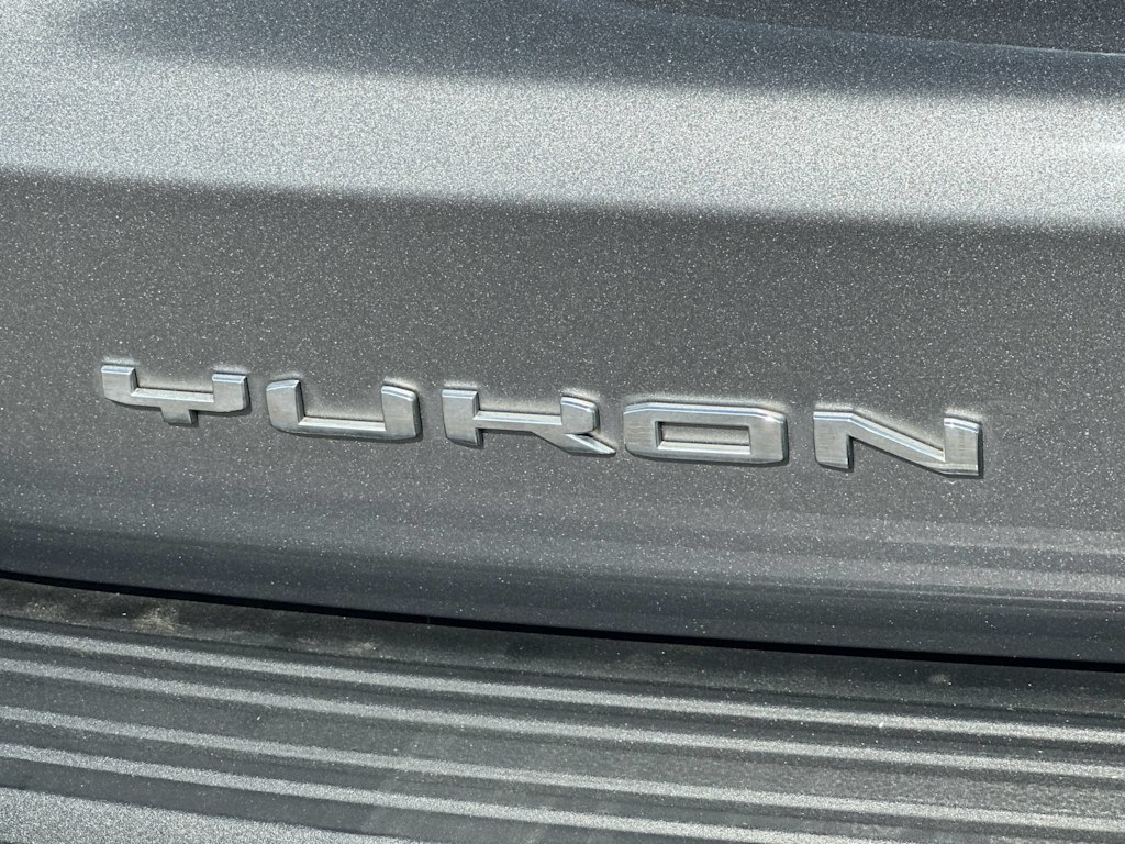 Thumbnail: 2022 GMC Yukon - 24