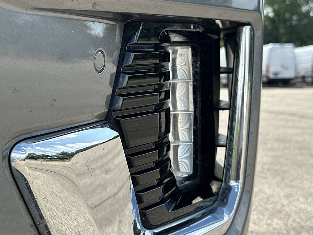 Thumbnail: 2022 GMC Yukon - 23