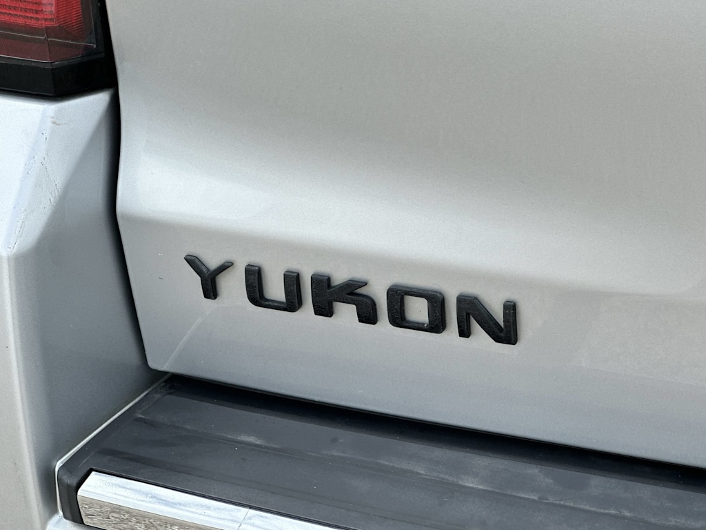 Thumbnail: 2016 GMC Yukon - 25