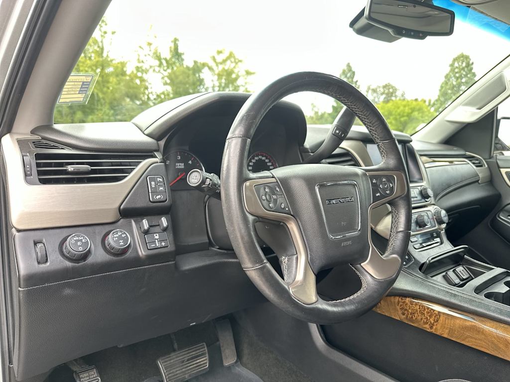 Thumbnail: 2016 GMC Yukon - 2