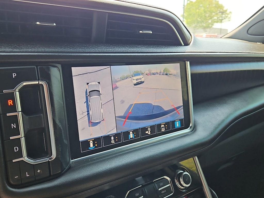 Thumbnail: 2021 GMC Yukon - 34