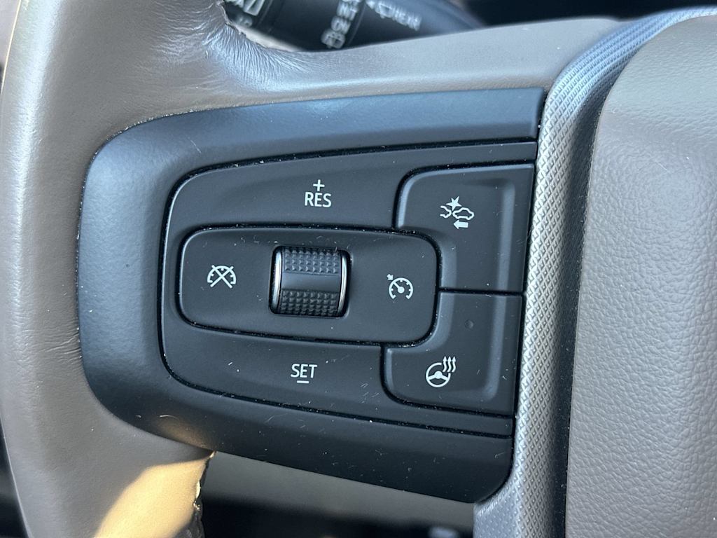 Thumbnail: 2021 GMC Yukon - 31