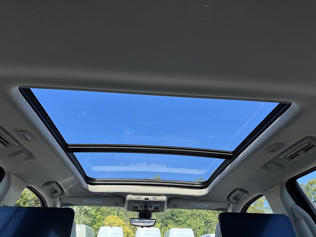 Thumbnail: 2021 GMC Yukon - 30
