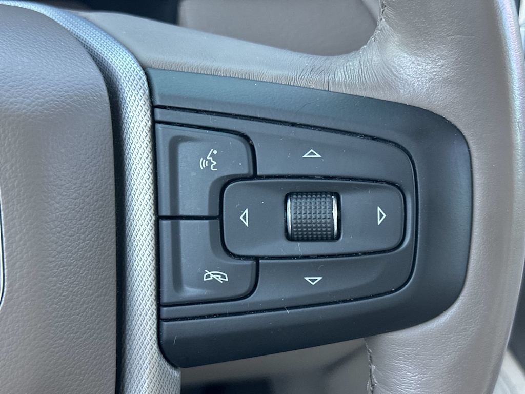 Thumbnail: 2021 GMC Yukon - 32