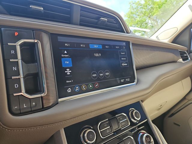 Thumbnail: 2021 GMC Yukon XL - 54