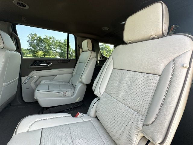 Thumbnail: 2026 GMC Yukon XL - 5