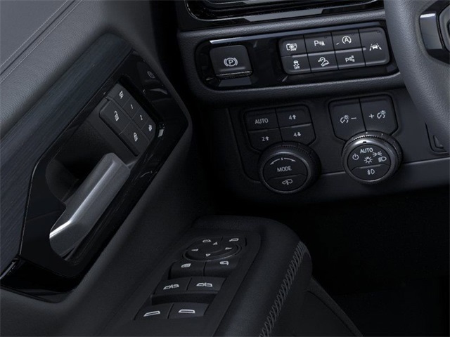 Thumbnail: 2025 GMC Yukon XL - 22