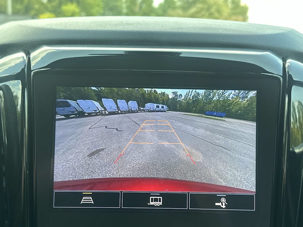 Thumbnail: 2023 Chevrolet Traverse - 14