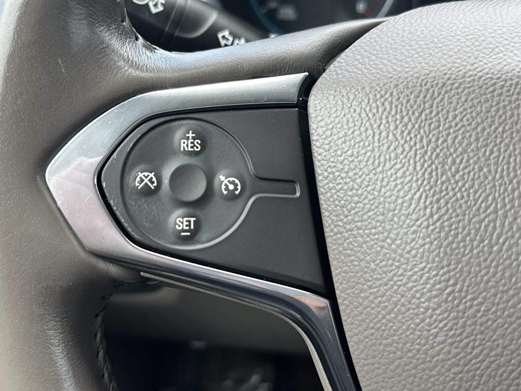 Thumbnail: 2019 Chevrolet Traverse - 32