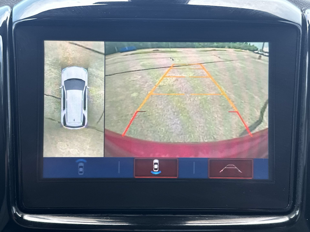 Thumbnail: 2019 Chevrolet Traverse - 36