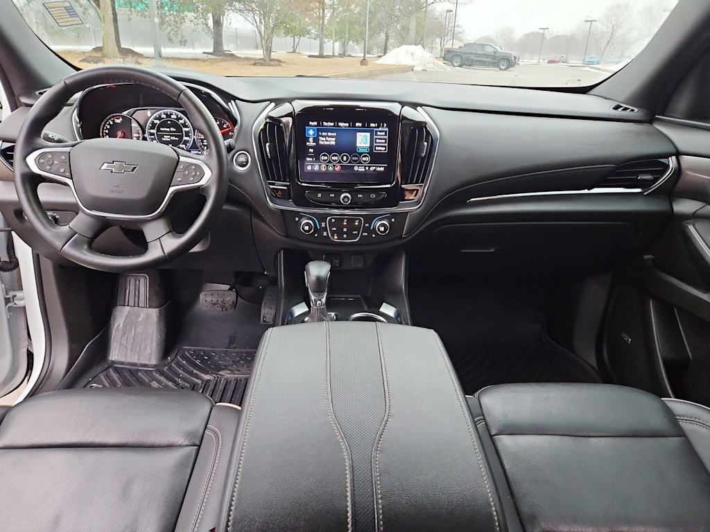 Thumbnail: 2023 Chevrolet Traverse - 10