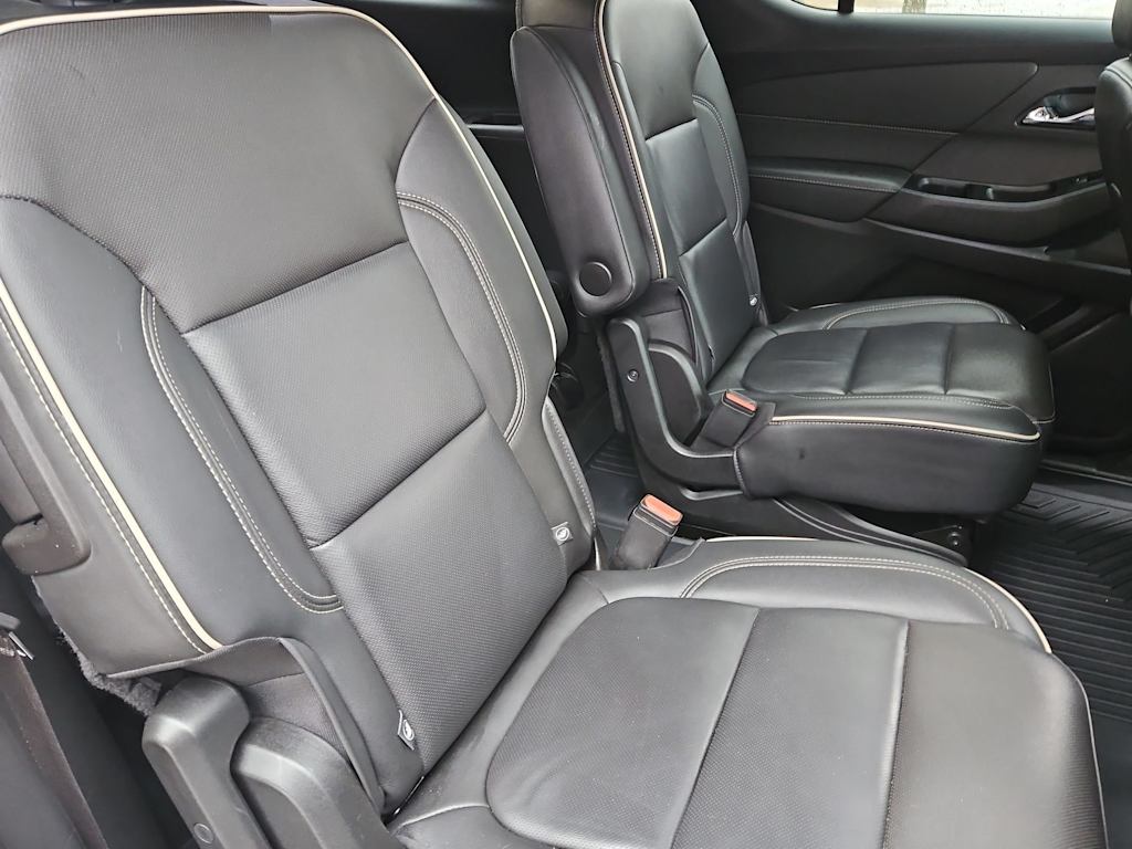 Thumbnail: 2023 Chevrolet Traverse - 12