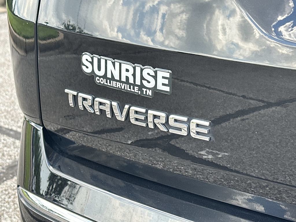 Thumbnail: 2020 Chevrolet Traverse - 25