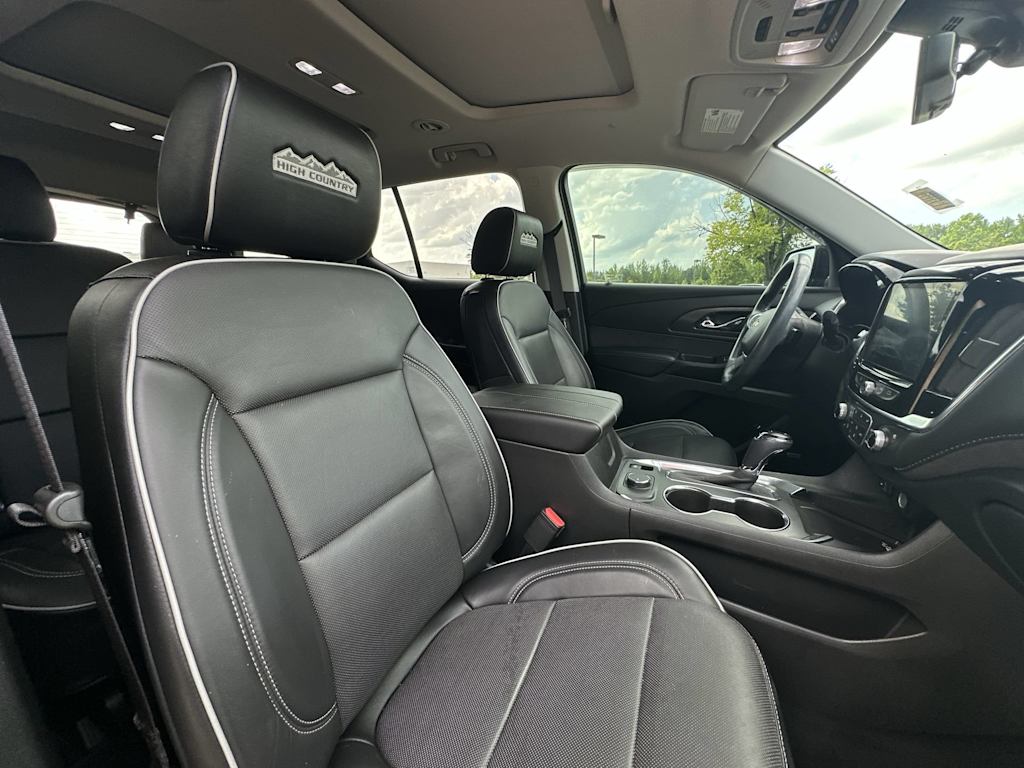 Thumbnail: 2020 Chevrolet Traverse - 31