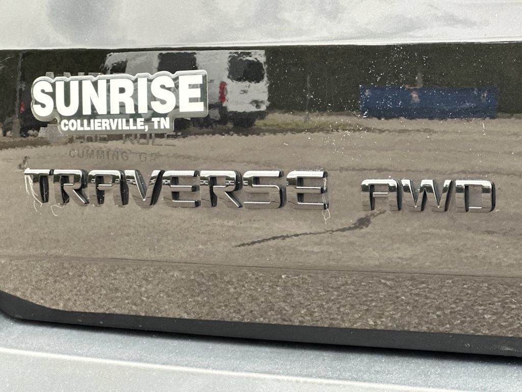 Thumbnail: 2022 Chevrolet Traverse - 25