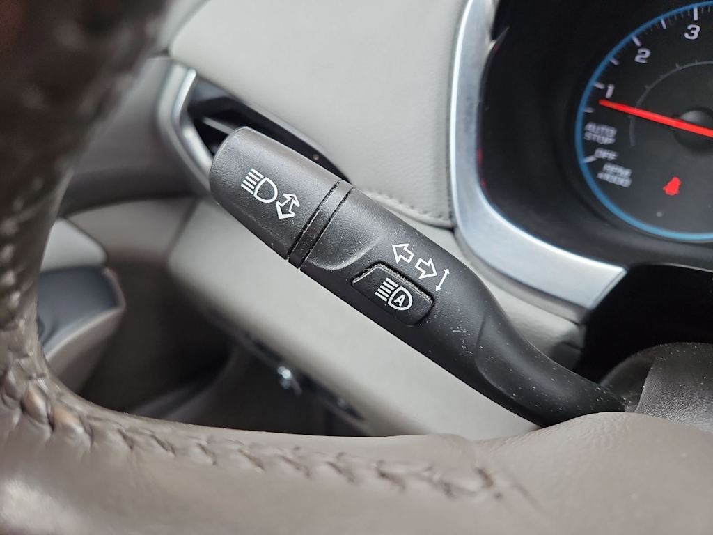 Thumbnail: 2021 Chevrolet Traverse - 31