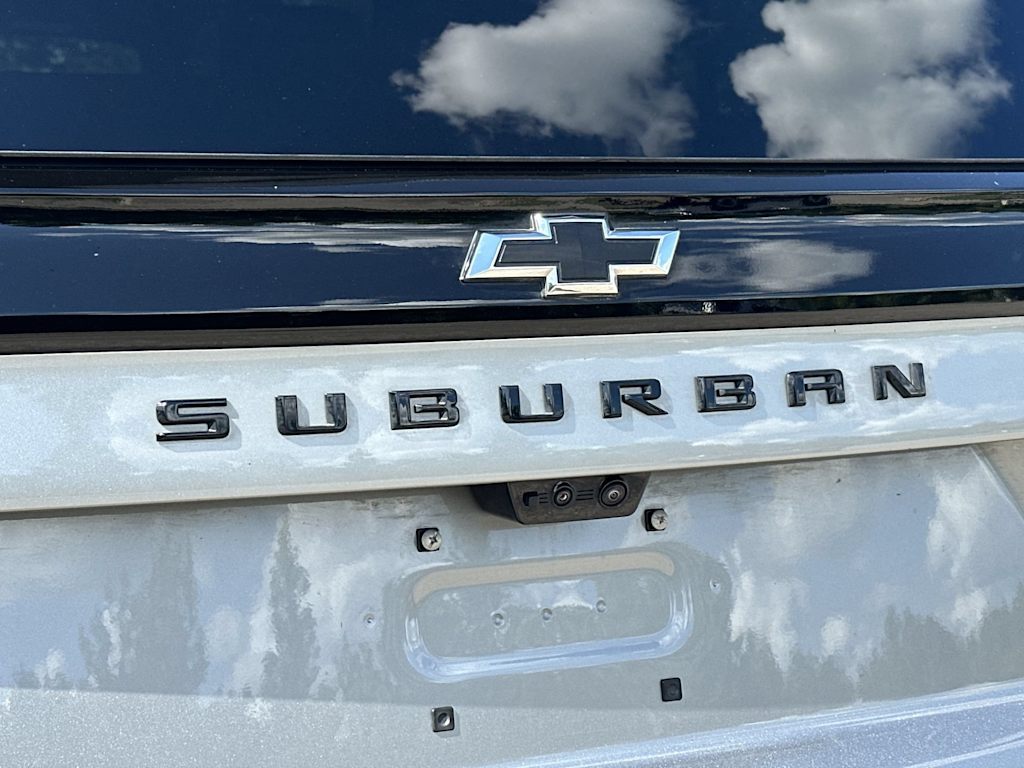 Thumbnail: 2025 Chevrolet Suburban - 25
