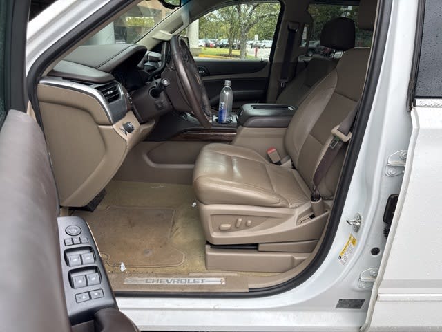 Thumbnail: 2017 Chevrolet Tahoe - 10
