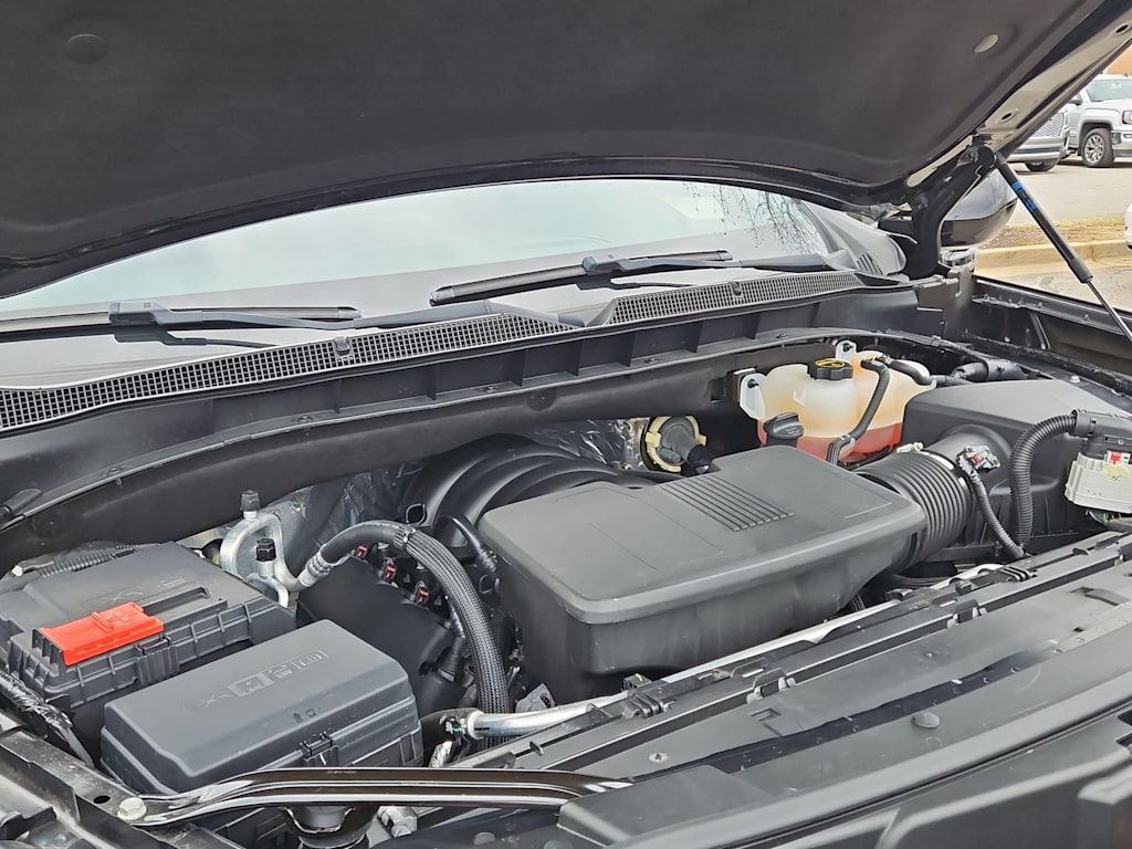 Thumbnail: 2024 Chevrolet Tahoe - 8