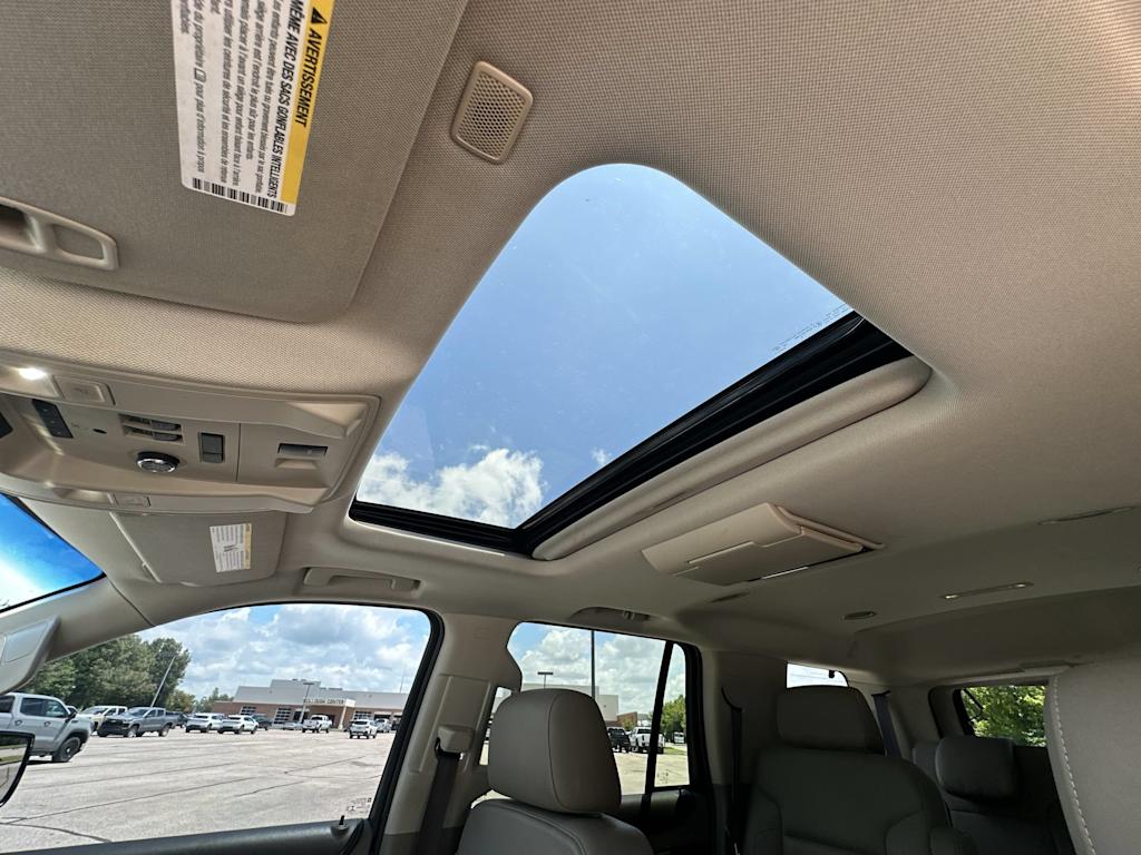 Thumbnail: 2019 Chevrolet Tahoe - 27