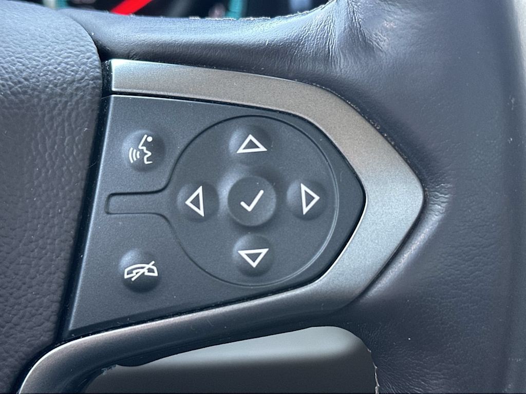 Thumbnail: 2019 Chevrolet Tahoe - 32