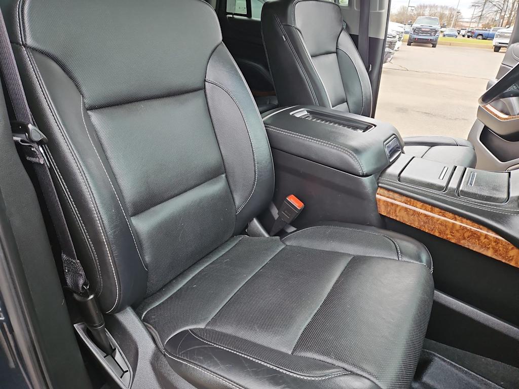 Thumbnail: 2020 Chevrolet Tahoe - 28