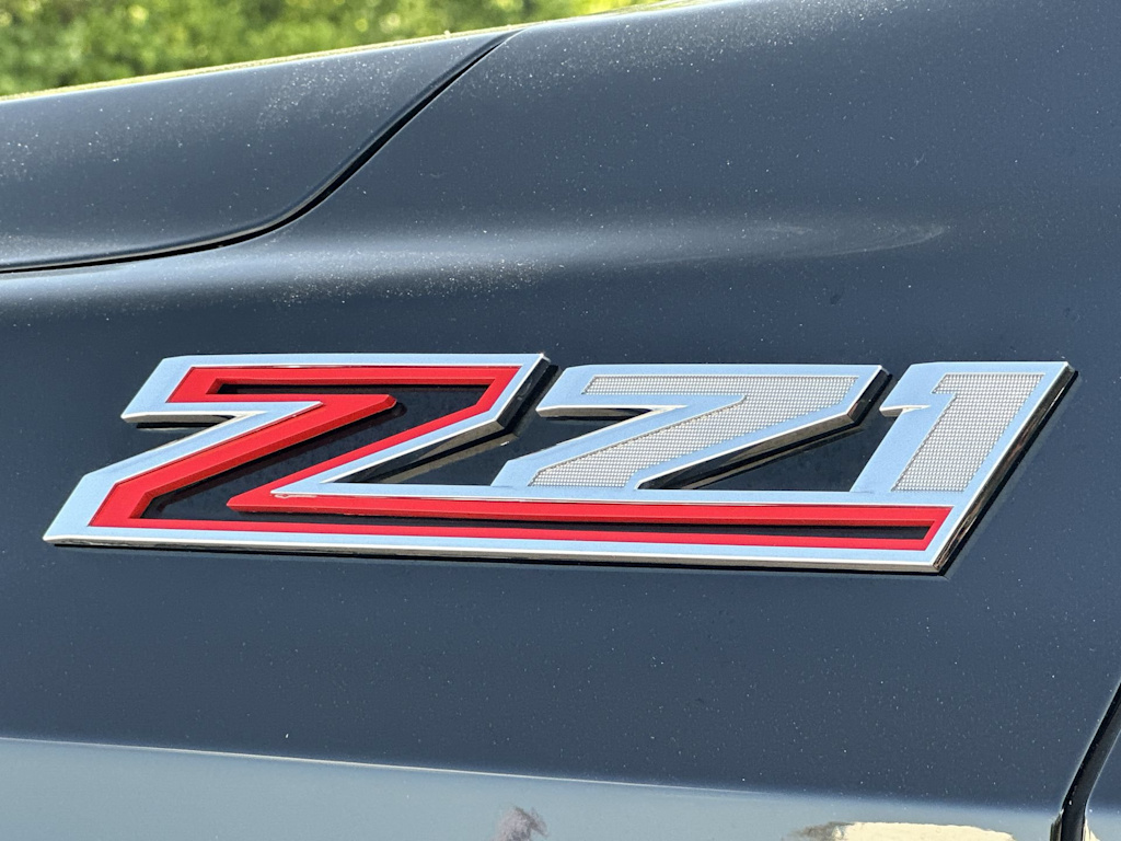 Thumbnail: 2022 Chevrolet Tahoe - 25