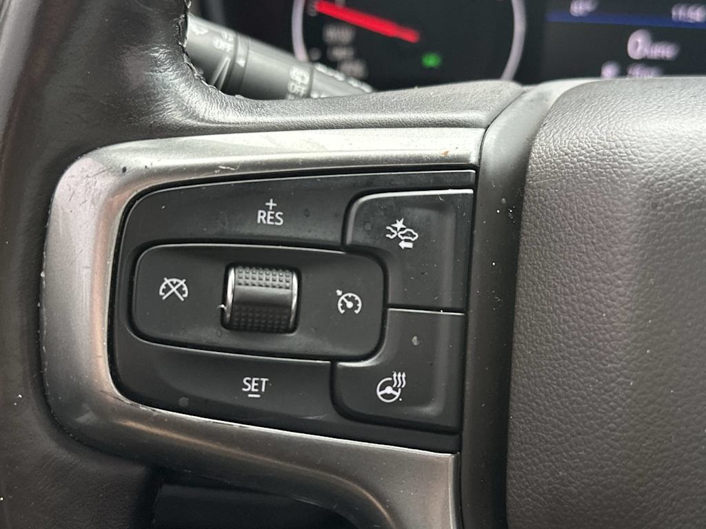 Thumbnail: 2021 Chevrolet Tahoe - 32
