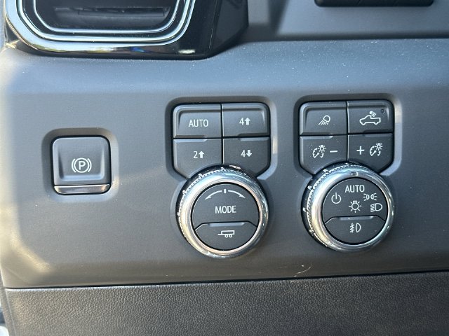 Thumbnail: 2026 GMC Sierra 2500 - 27
