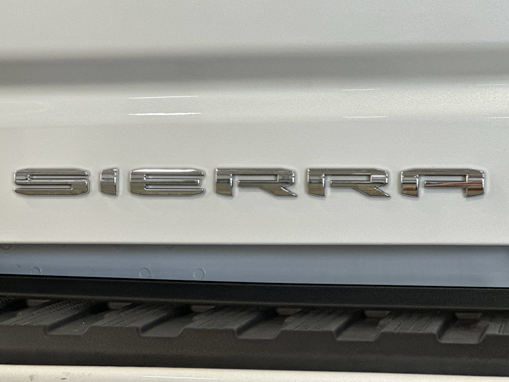 Thumbnail: 2025 GMC Sierra 2500 - 25