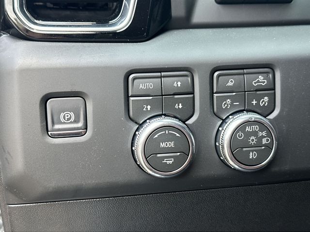 Thumbnail: 2026 GMC Sierra 2500 - 27