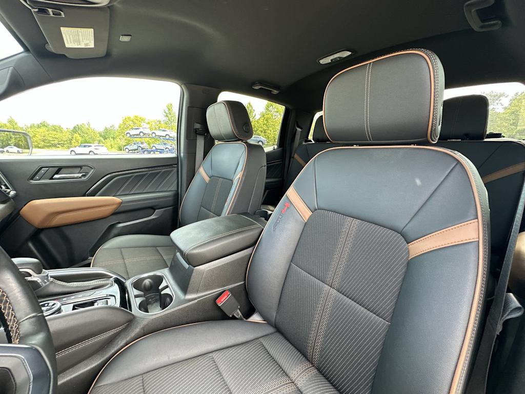 Thumbnail: 2024 GMC Canyon - 10
